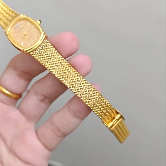 Vtg 1970s Elgin Quartz FK 283 Women’s Watch
[Like New] Gold Plated Mesh Bracelet - Picture 4 of 10